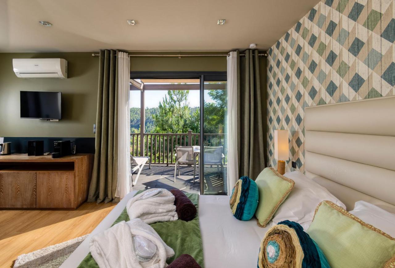 Domaine de Chalvêches Hôtel SPA 4* Faugères in Rhone-Alpes Exterior foto