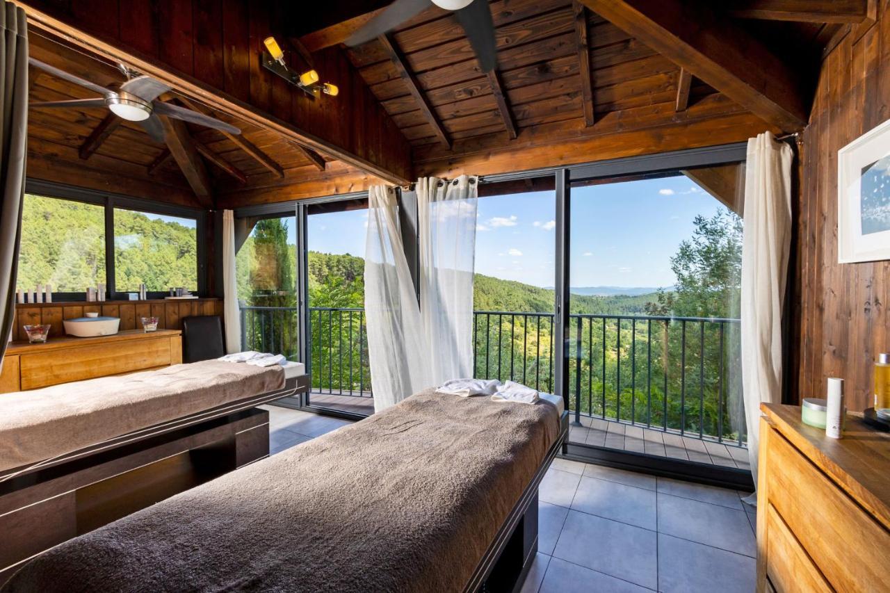 Domaine de Chalvêches Hôtel SPA 4* Faugères in Rhone-Alpes Exterior foto