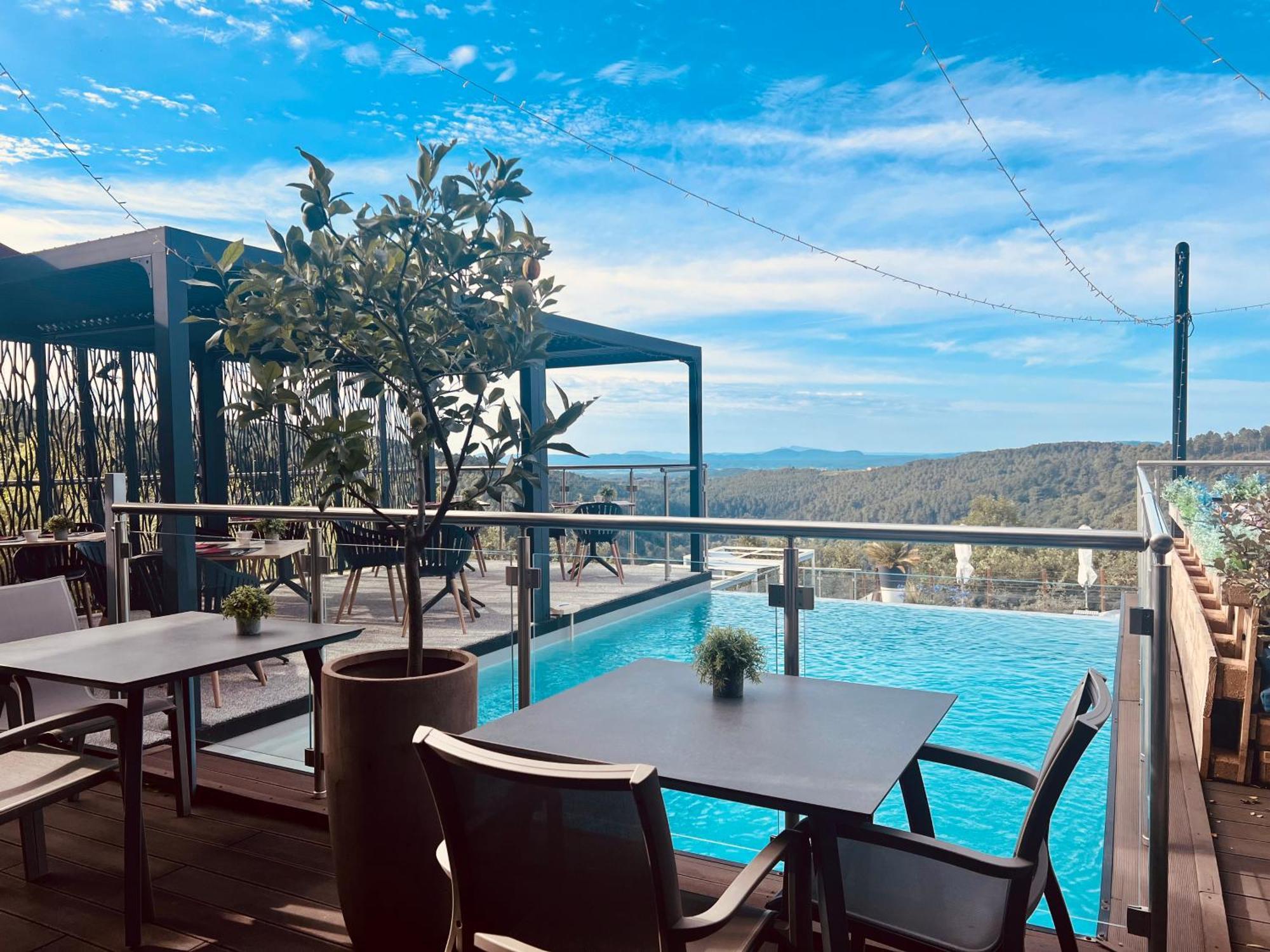 Domaine de Chalvêches Hôtel SPA 4* Faugères in Rhone-Alpes Exterior foto